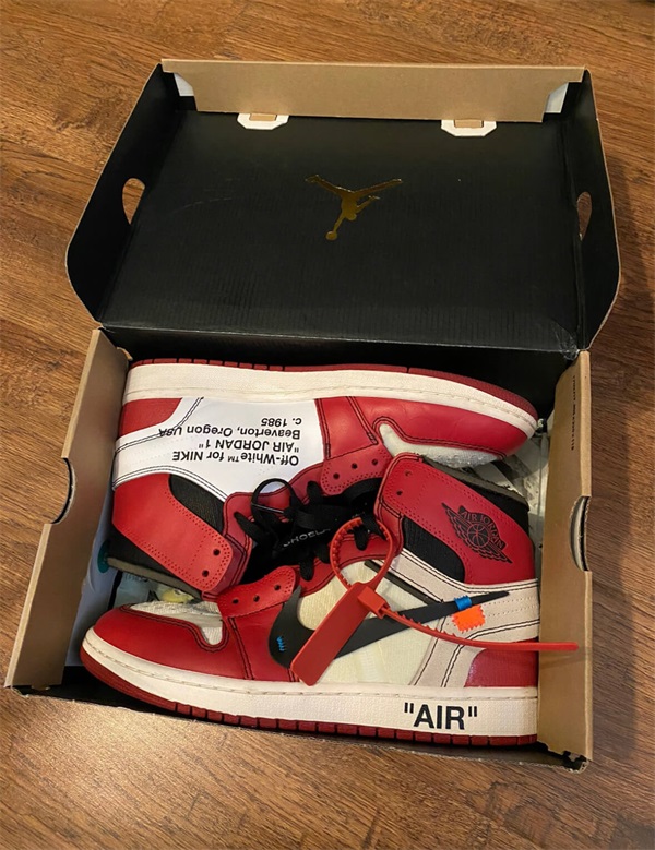 Air Jordan 1 x Off-White Retro High OG ‘Chicago’ photo review
