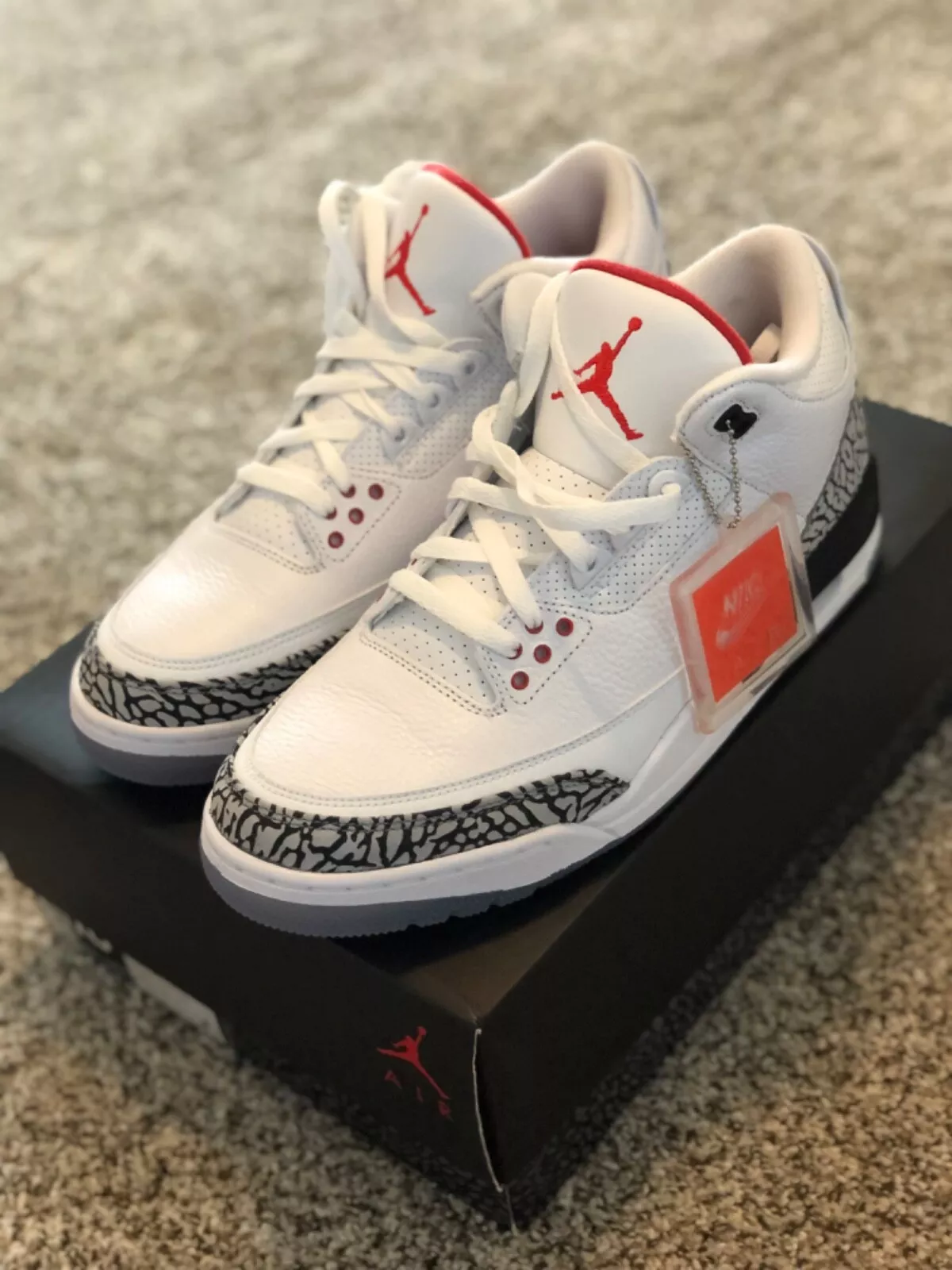 Air Jordan 3 Retro NRG ‘Tinker’ photo review