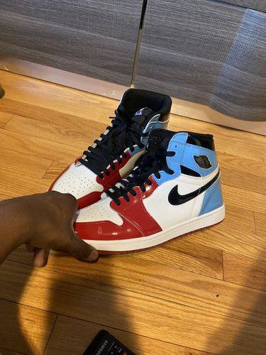Air Jordan 1 Retro High OG ‘Fearless’ photo review