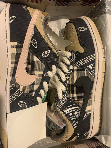 Nike x Travis Scott SB Dunk Low Premium QS ‘Cactus Jack’ photo review