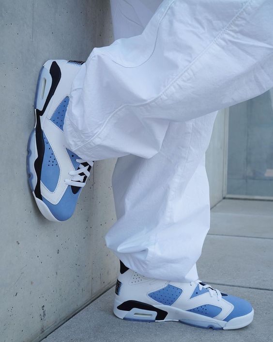 Air Jordan 6 Retro ‘UNC Home’ photo review