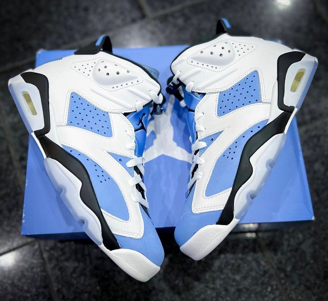 Air Jordan 6 Retro ‘UNC Home’ photo review