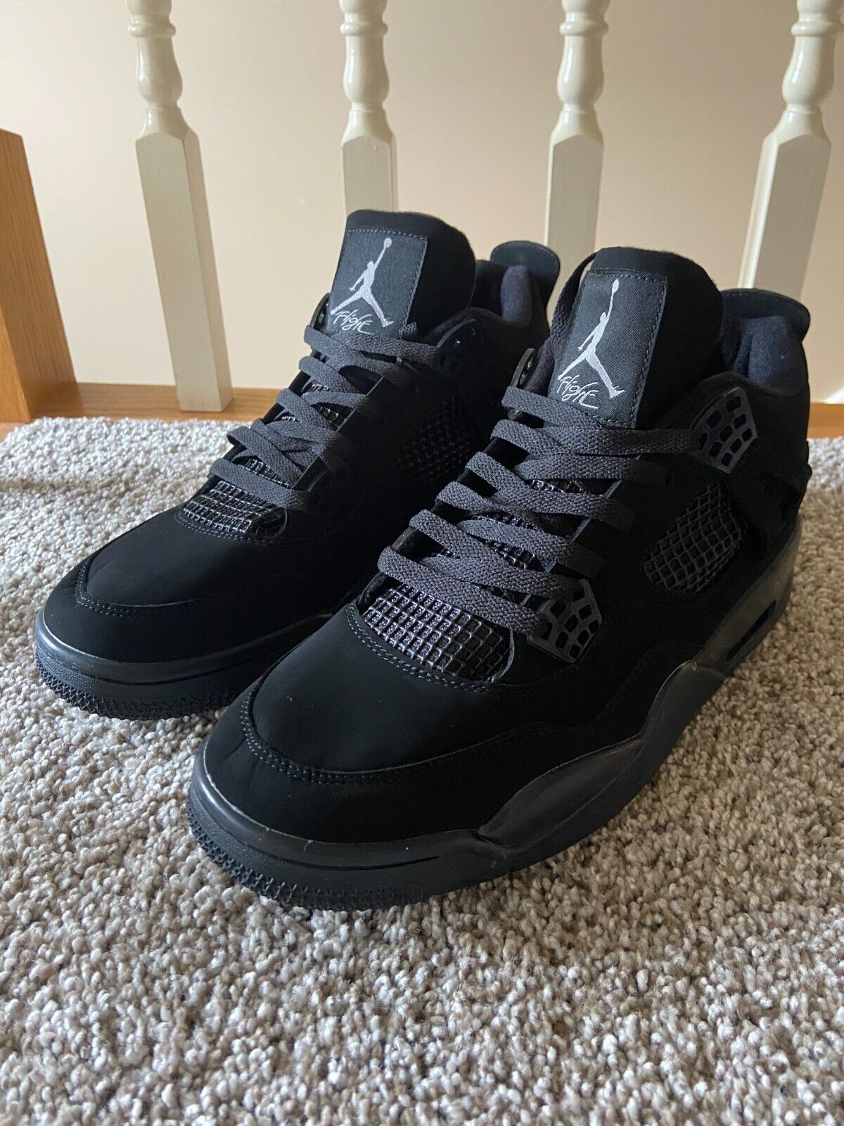 Air Jordan 4 Retro ‘Black Cat’ photo review