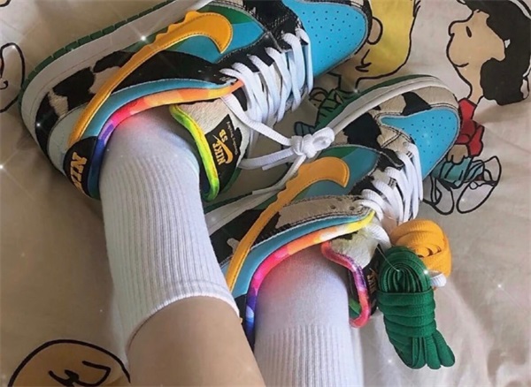 Nike x Ben & Jerry’s SB Dunk Low ‘Chunky Dunky’ photo review
