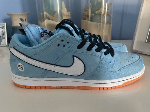 Nike x Ben & Jerry’s SB Dunk Low ‘Chunky Dunky’ photo review