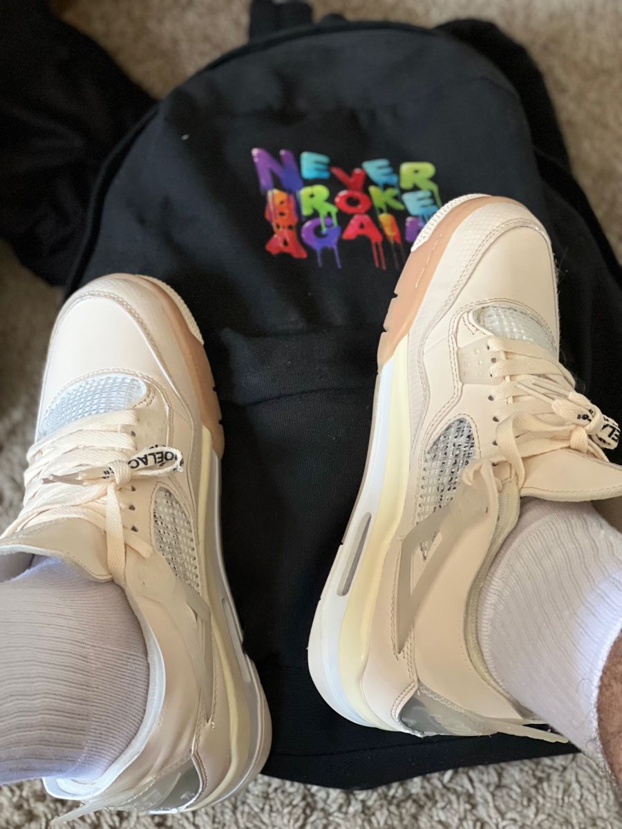 Air Jordan 4 x Off-White SP ‘Sail’ photo review