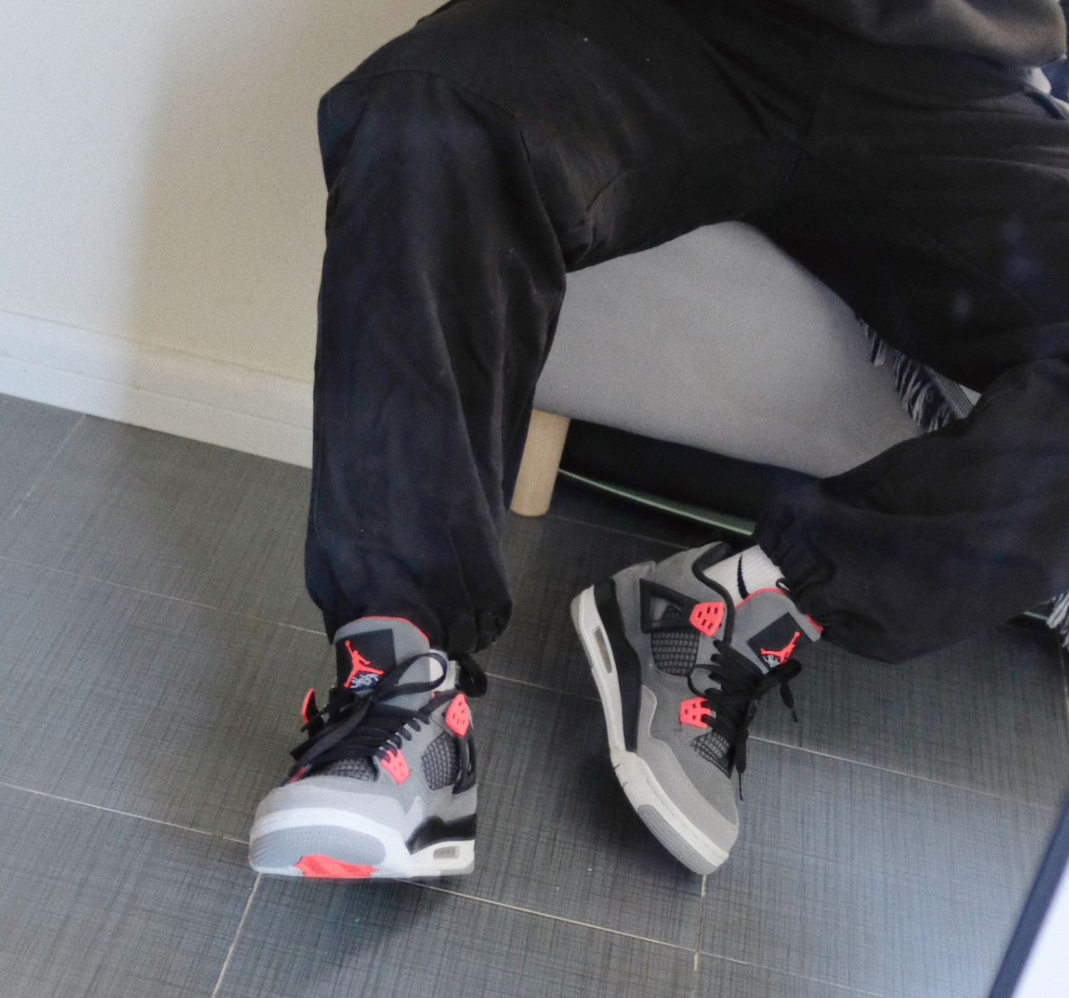 Air Jordan 4 Retro ‘Infrared’ photo review