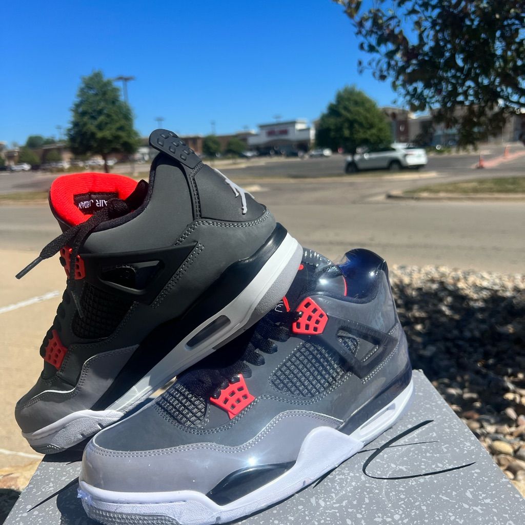 Air Jordan 4 Retro ‘Infrared’ photo review