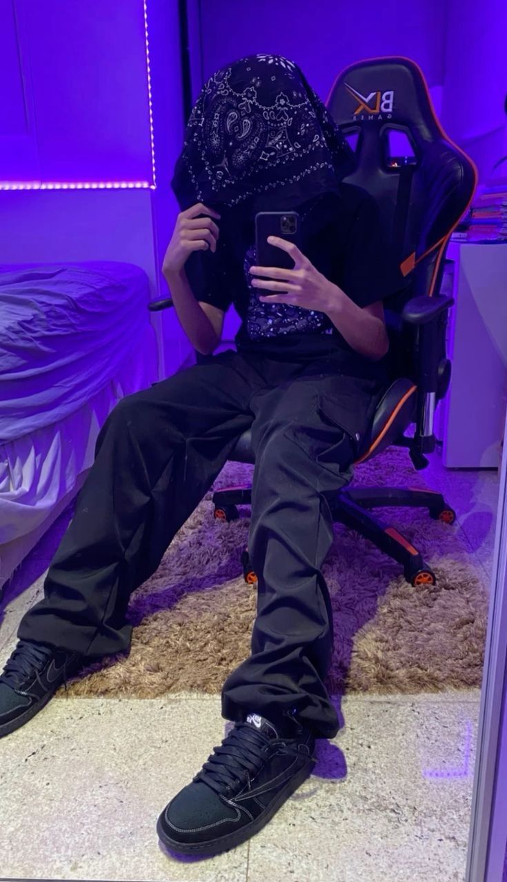 Air Jordan 1 Low OG SP x Travis Scott ‘Black Phantom’ photo review