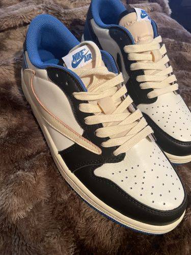 Air Jordan 1 Retro Low x Fragment Design x Travis Scott x ‘Sail Black Military Blue’ photo review