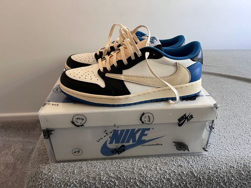 Air Jordan 1 Retro Low x Fragment Design x Travis Scott x ‘Sail Black Military Blue’ photo review