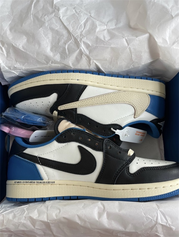 Air Jordan 1 Retro Low x Fragment Design x Travis Scott x ‘Sail Black Military Blue’ photo review