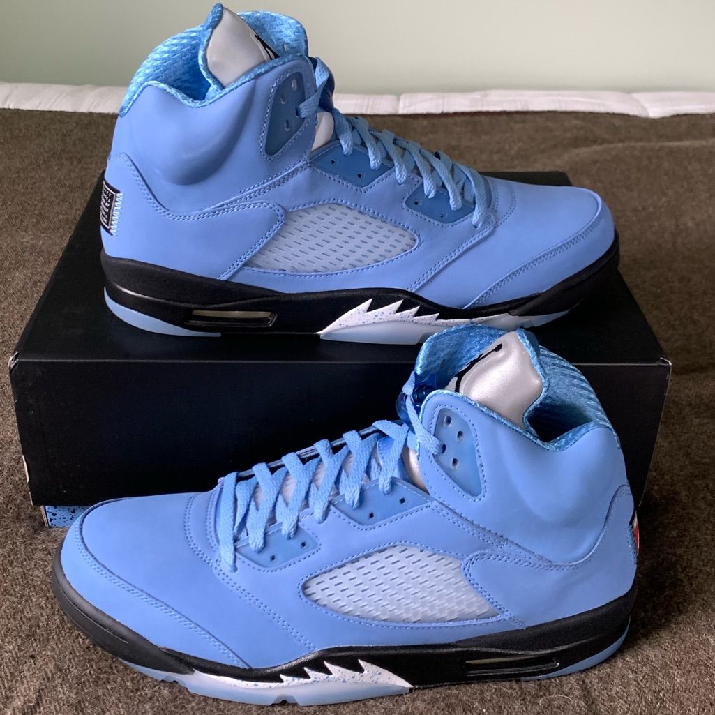 Air Jordan 5 Retro ‘UNC University Blue’ photo review