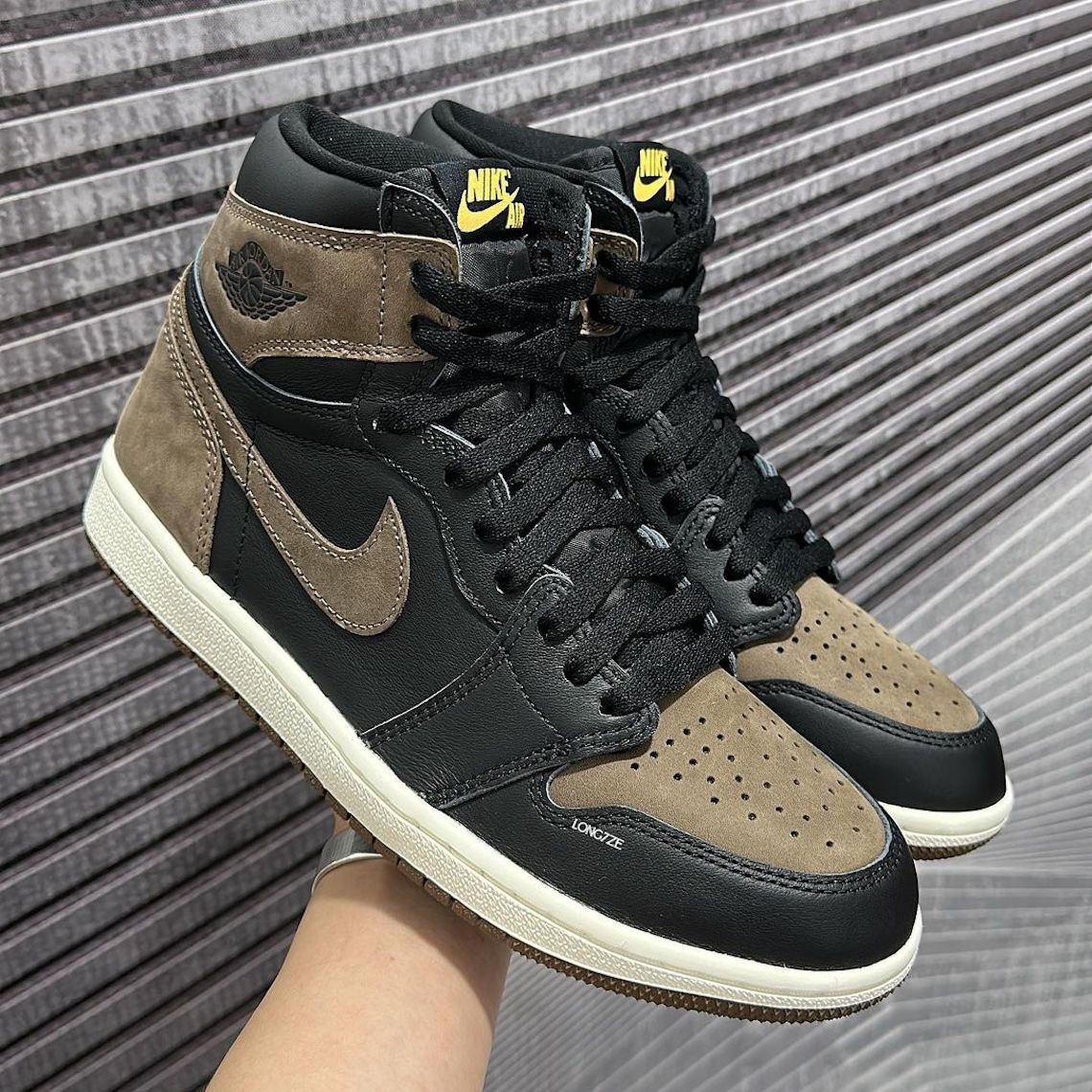 Air Jordan 1 Retro High OG ‘Palomino’ photo review