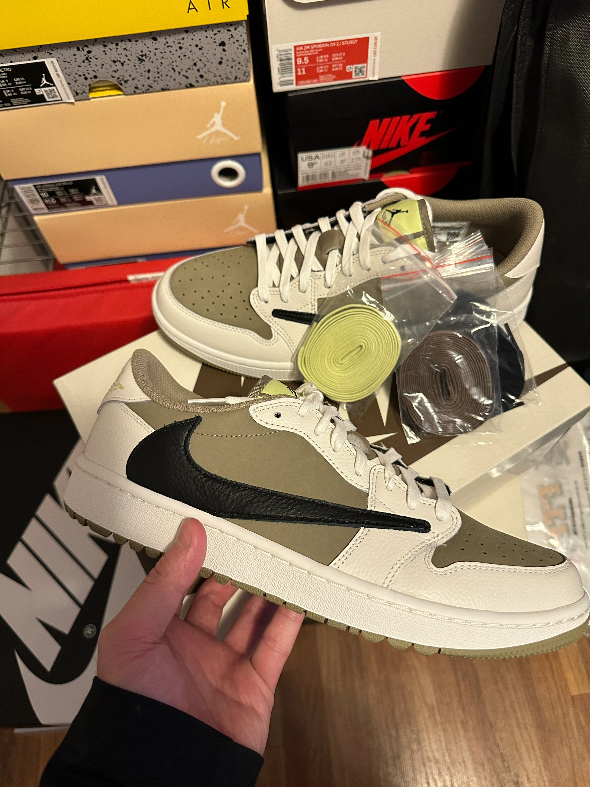 Air Jordan 1 Low Golf x Travis Scott ‘Neutral Olive’ photo review